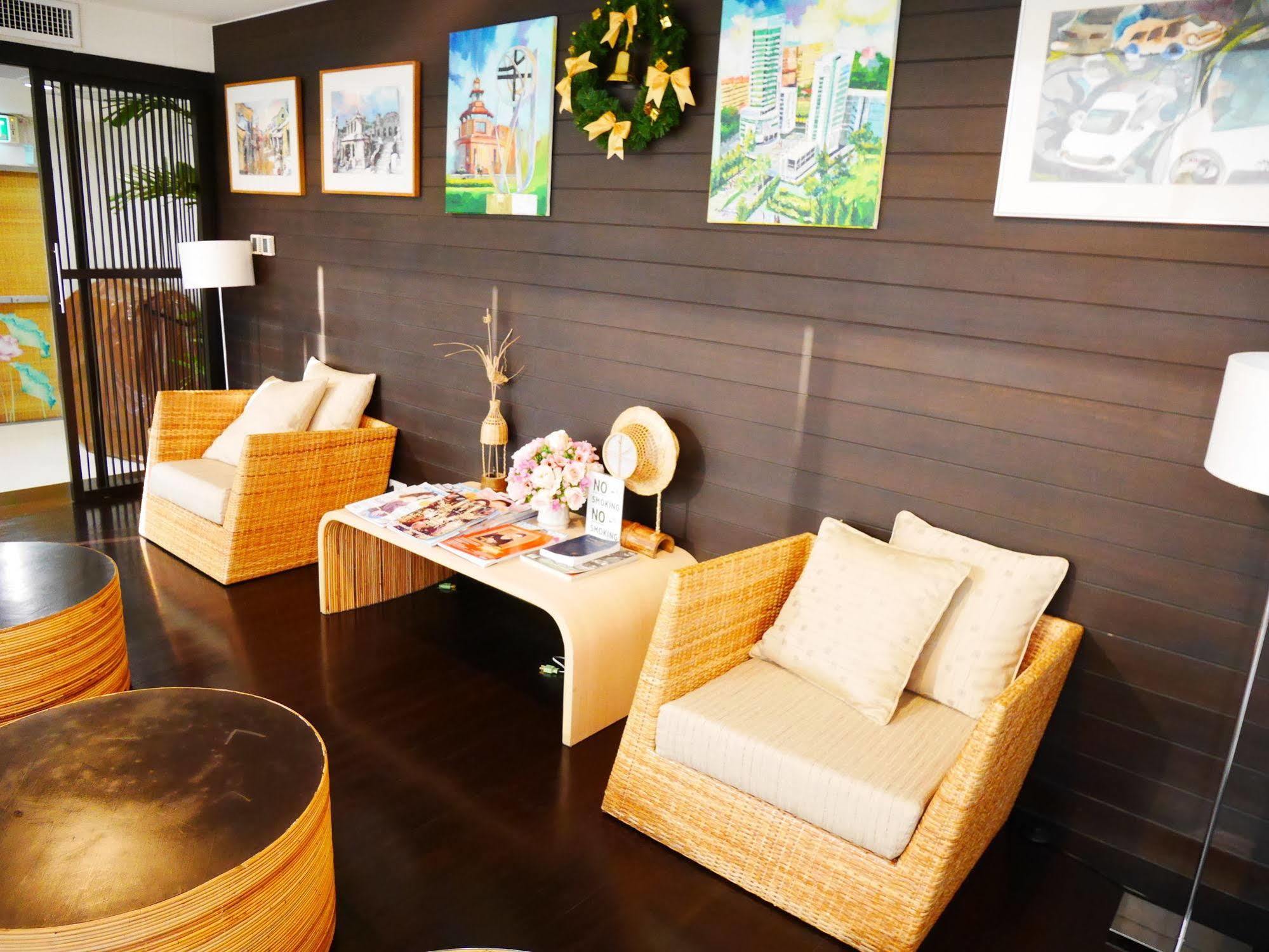 Swutel Hotel Bangkok Buitenkant foto