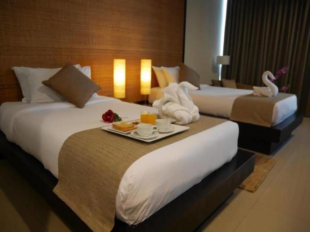 Swutel Hotel Bangkok Buitenkant foto