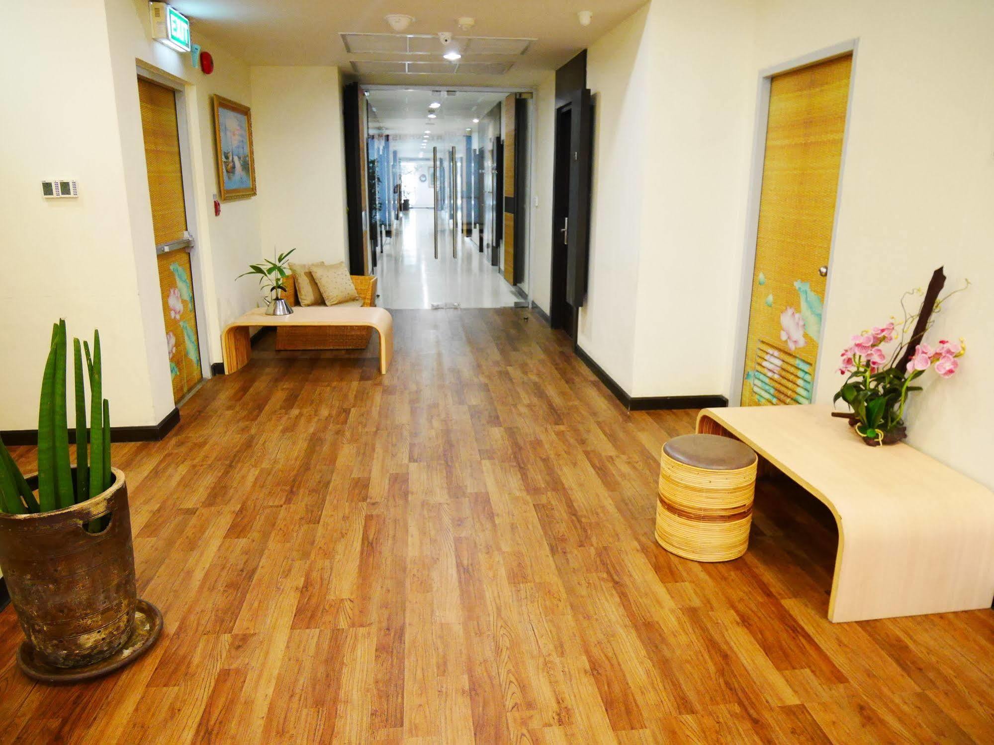 Swutel Hotel Bangkok Buitenkant foto